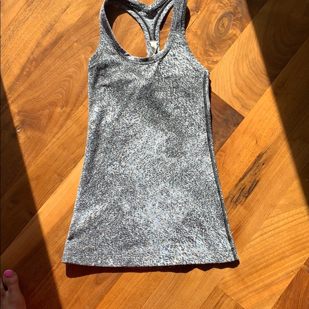 Lululemon cool racerback size 2
